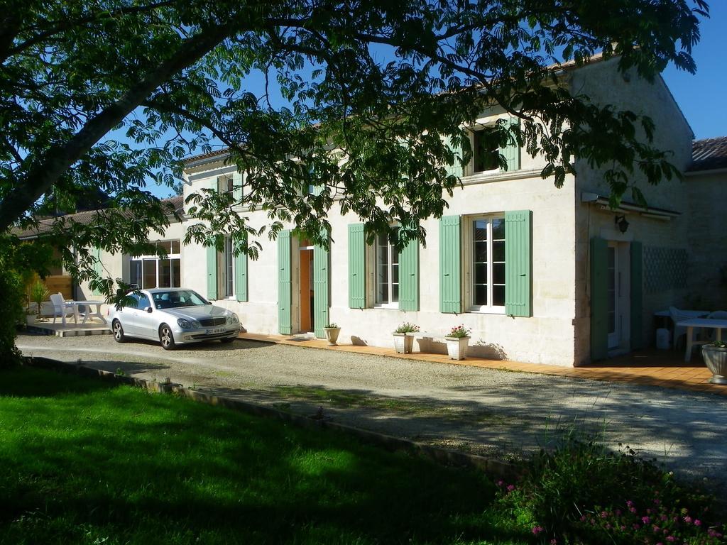 Gite Cosy, Sur Jardin, Terrasse Privee, Parking Au Calme En Rdc Gemozac Ngoại thất bức ảnh